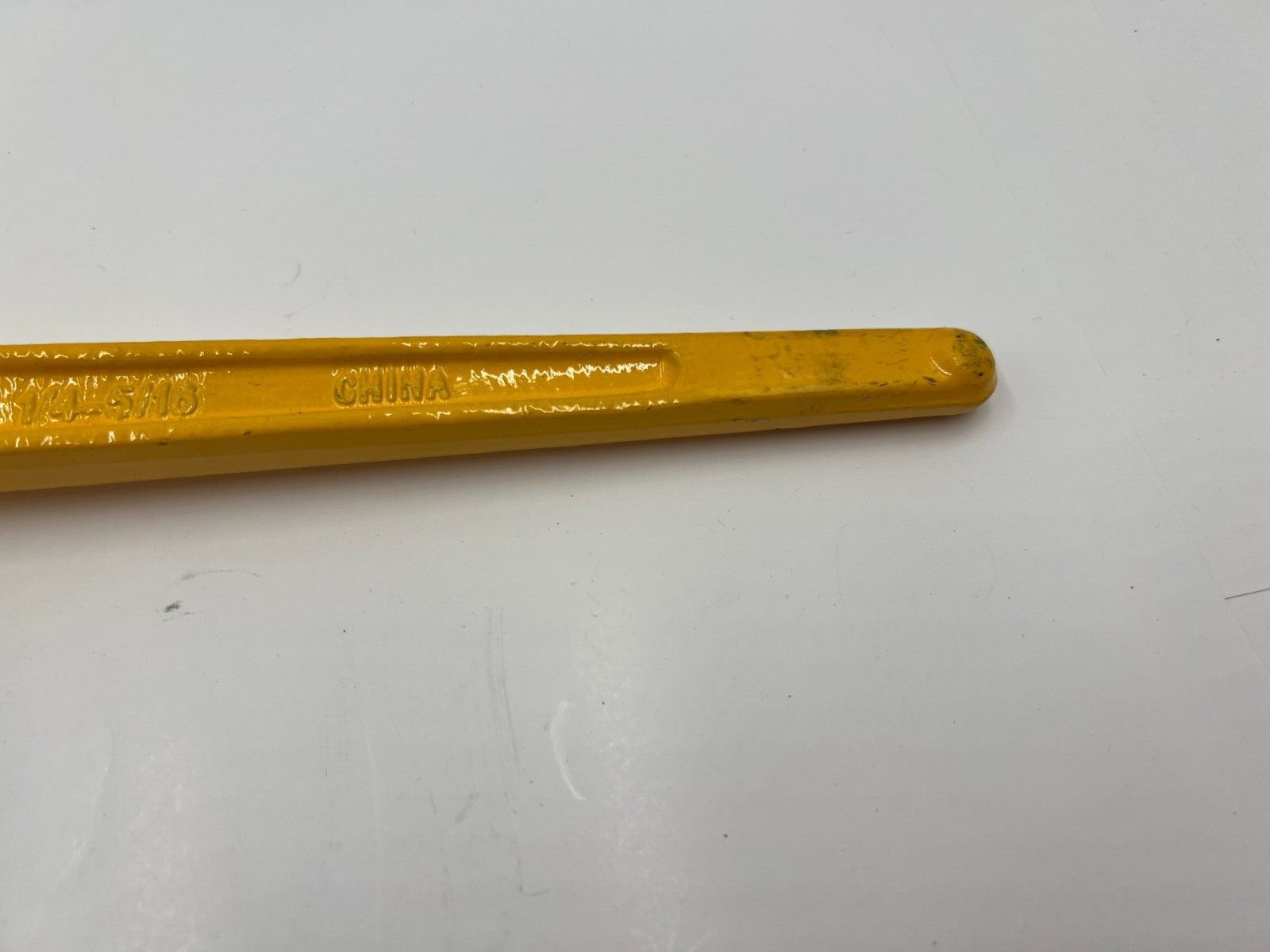 Kingchain Lever Type Load Binder 1/4″ – 5/16″ Grade 70 Max 2200lbs/1000kg Yellow
