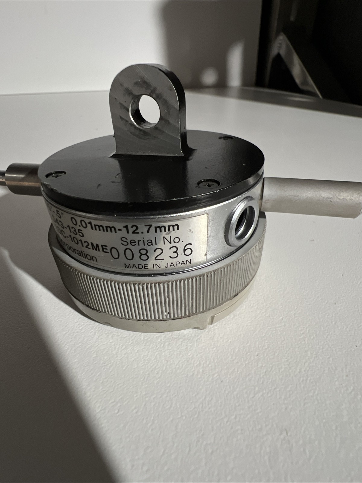 Mitutoyo 543-135 Digimatic Digital Indicator (0-0.5″ Range, 0.0005″, IDC-1012ME)