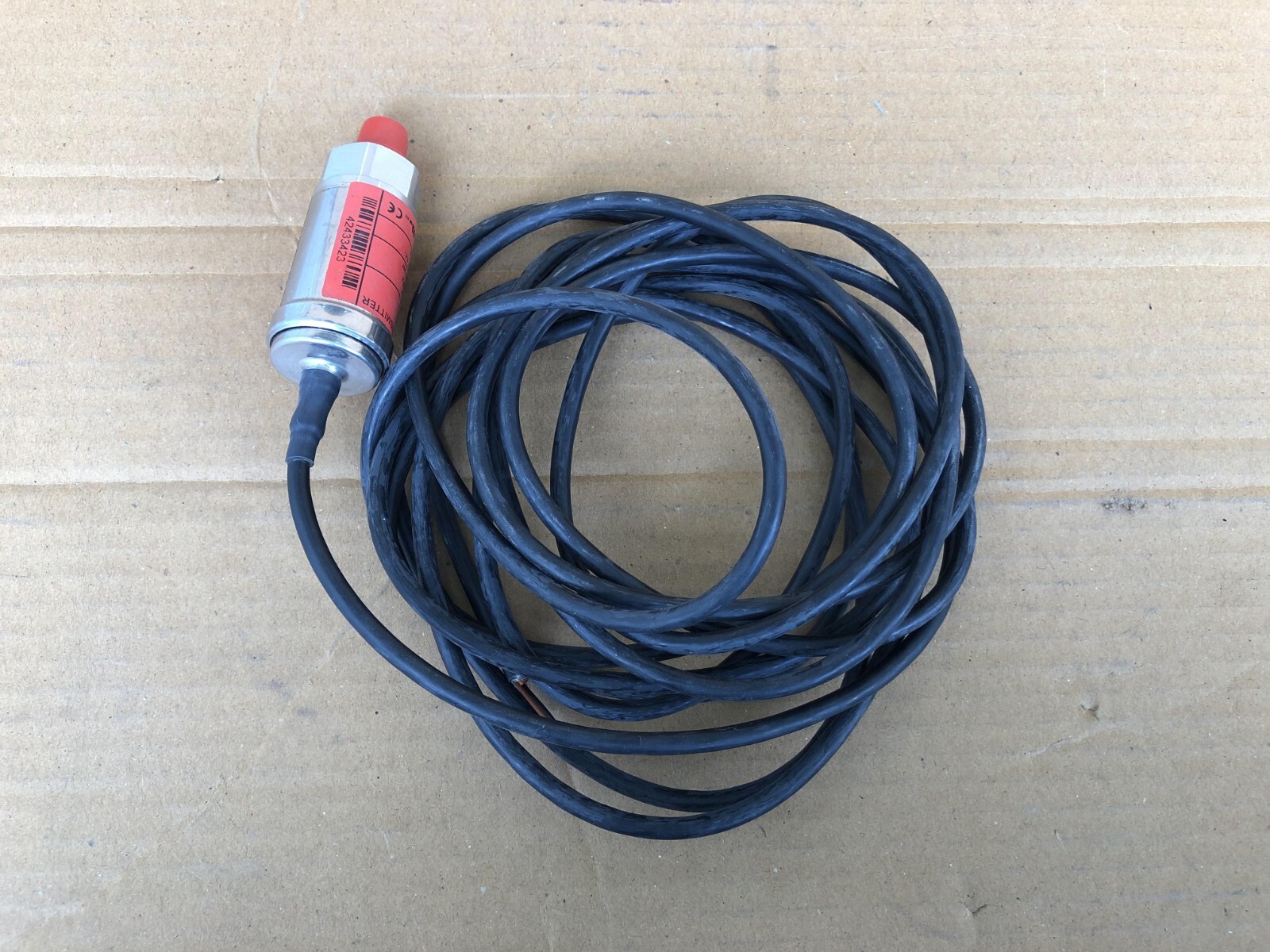 DANFOSS AKS33 PRESSURE TRANSMITTER 060G2058