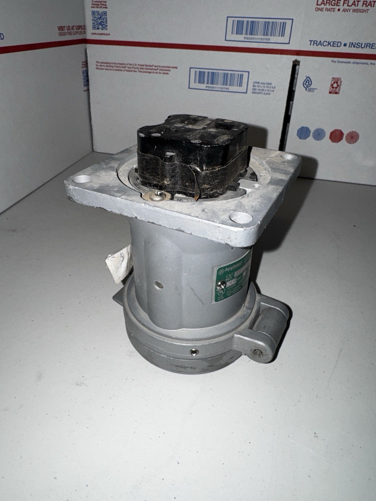 Appleton ADR1044 Receptacle NO BOX