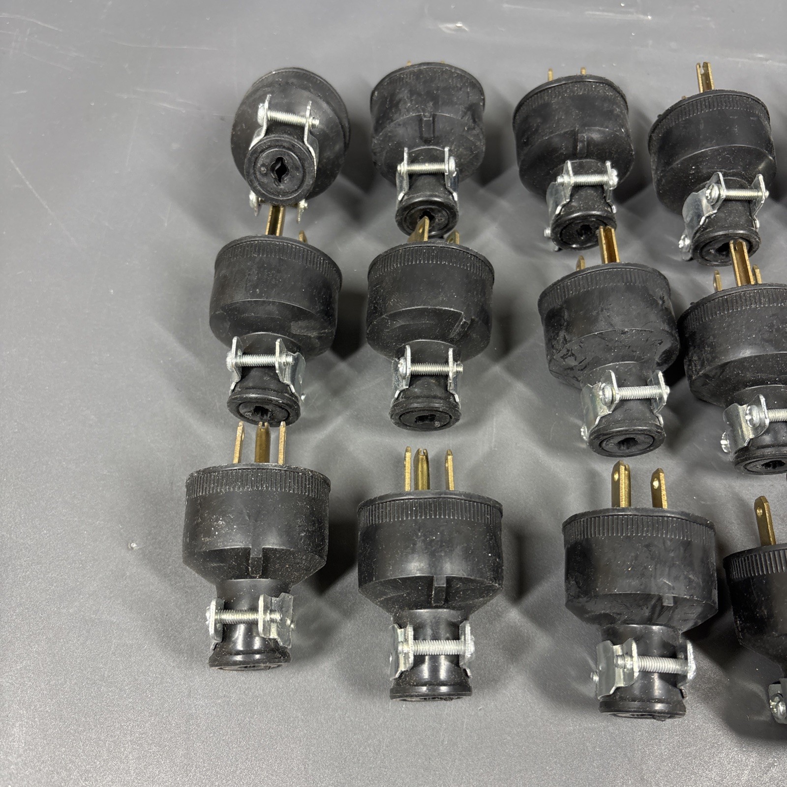 18x Eagle Electric 15A-250V, Black, Heavy Duty Rubber Construction Plugs