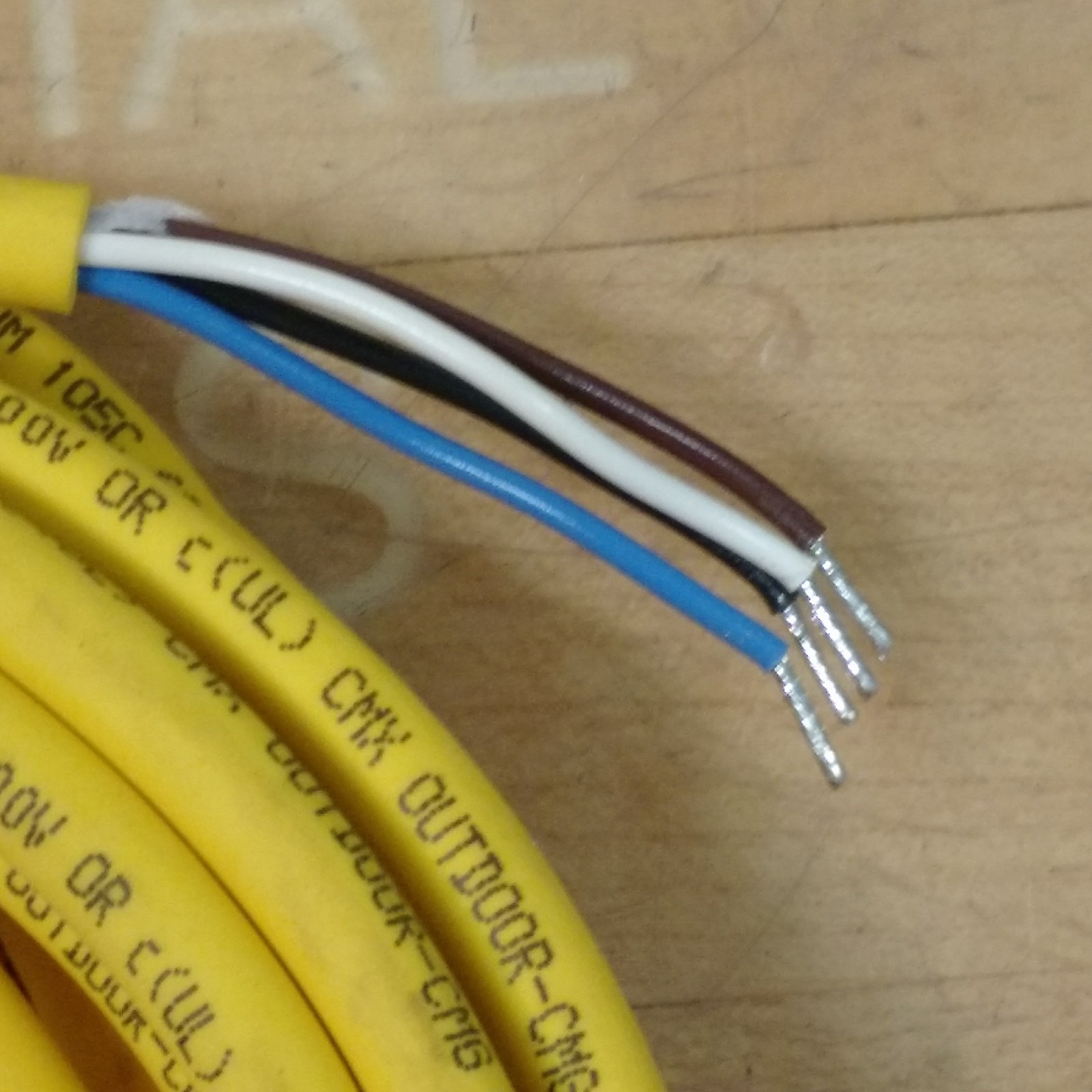 Turck VB2-2/2RSC 4.2T-2/2/S1587/S3315 Twin Junction, 2X 4 Pin Male/Bare Wire, 2M