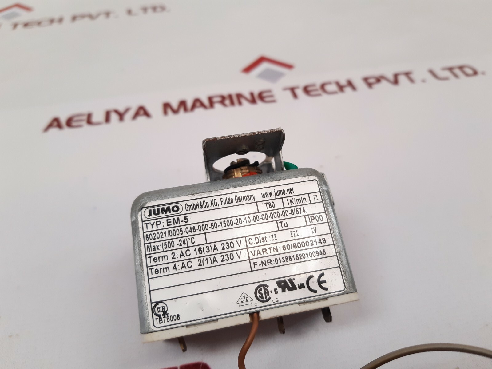 Jumo EM-5 Temperature Controller IP00