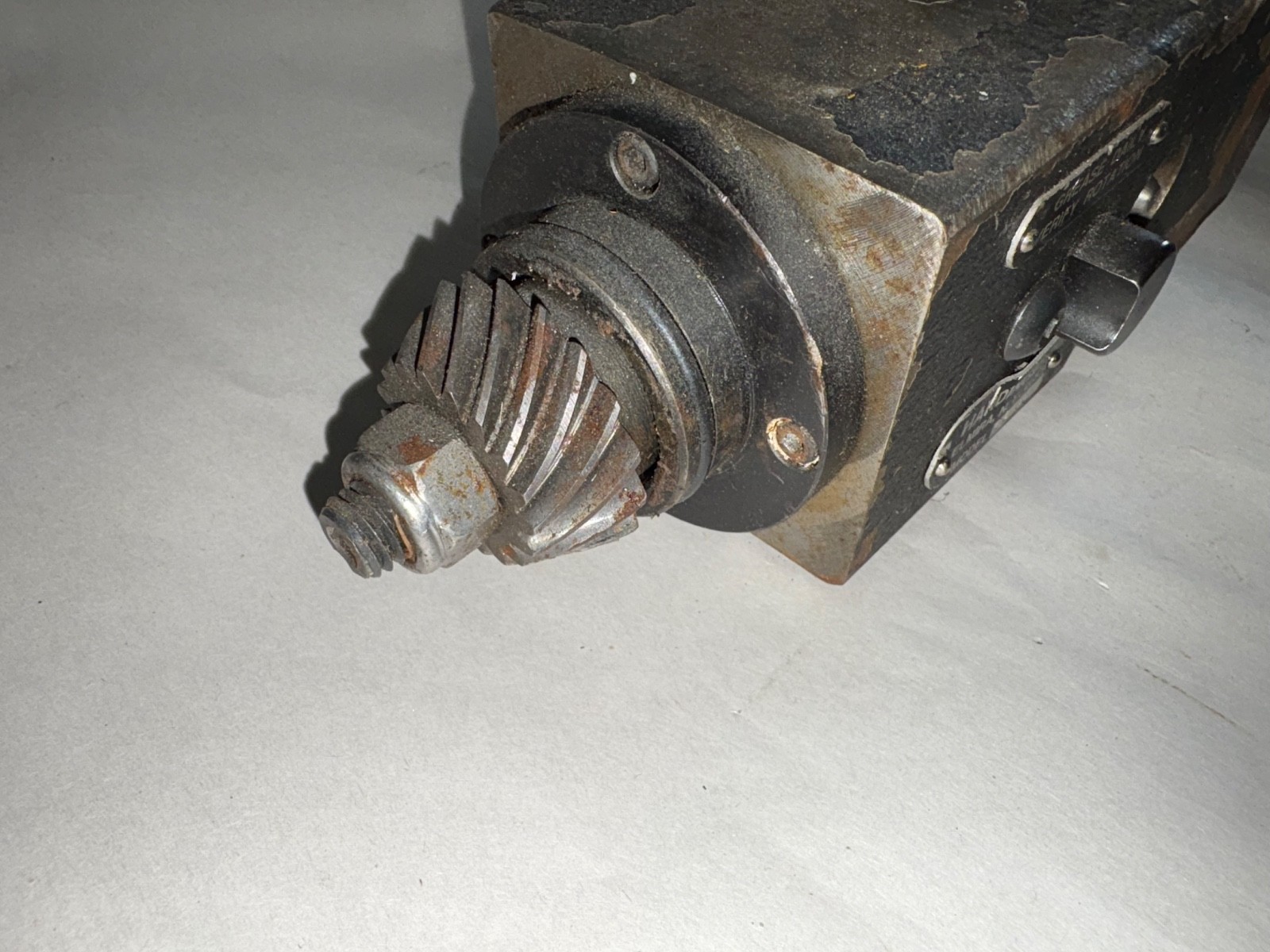 HARDINGE LIVE TOOL HOLDER FOR CONQUEST T51 (CROSS-WORKING MODEL CL 50), Used