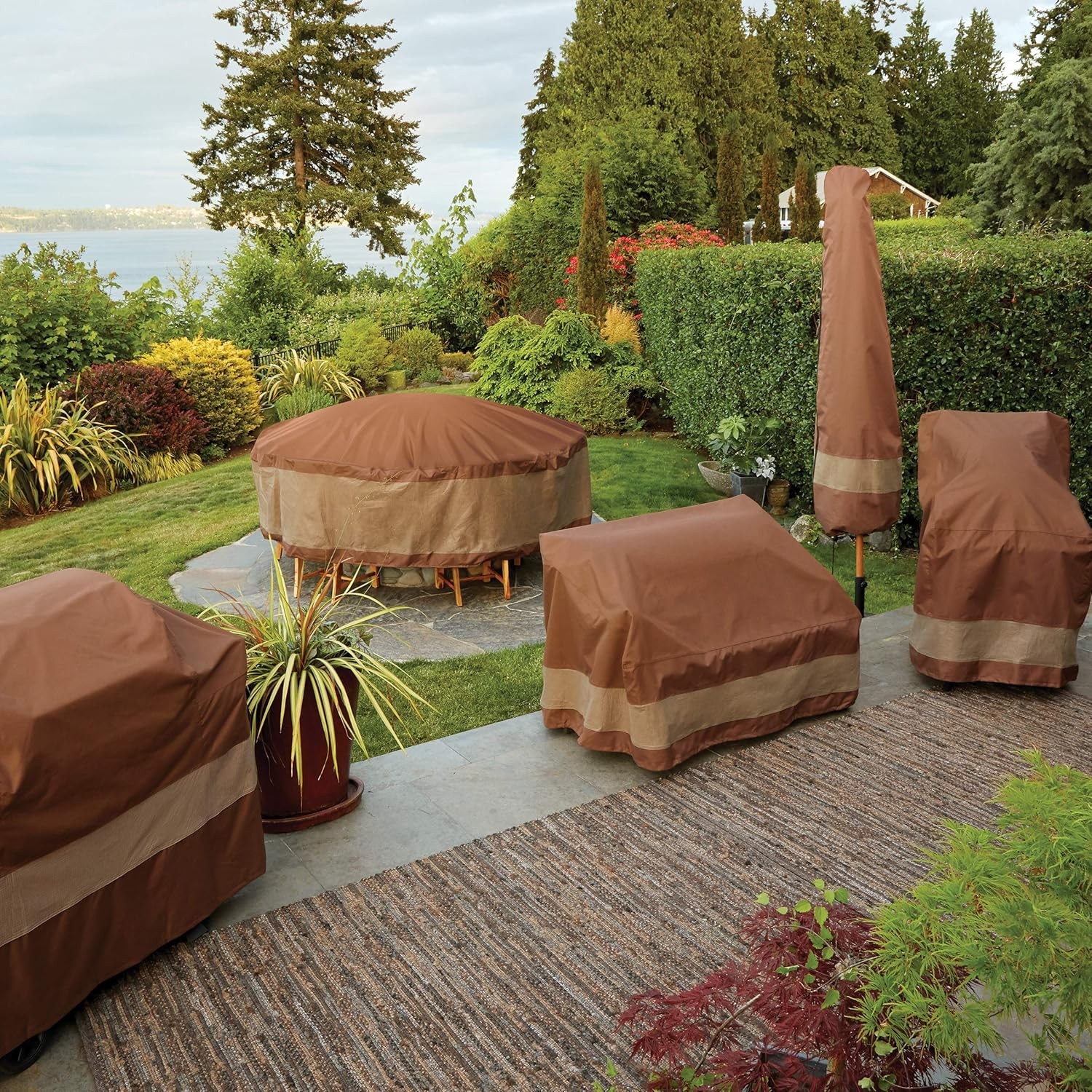 Duck Covers Ultimate Waterproof 79W x 37"D x 35"H, Mocha Cappuccino