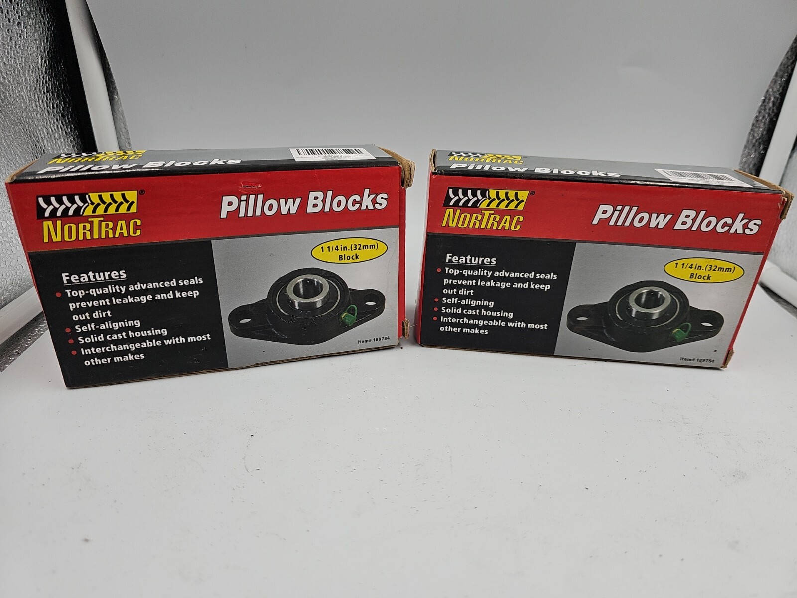 2 NorTrac Pillow Block Bearings 2-Bolt Round Mount 1.25 in, 32mm New
