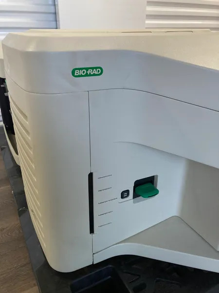 Bio-Rad ProteOn™ XPR36 Protein Interaction Array System