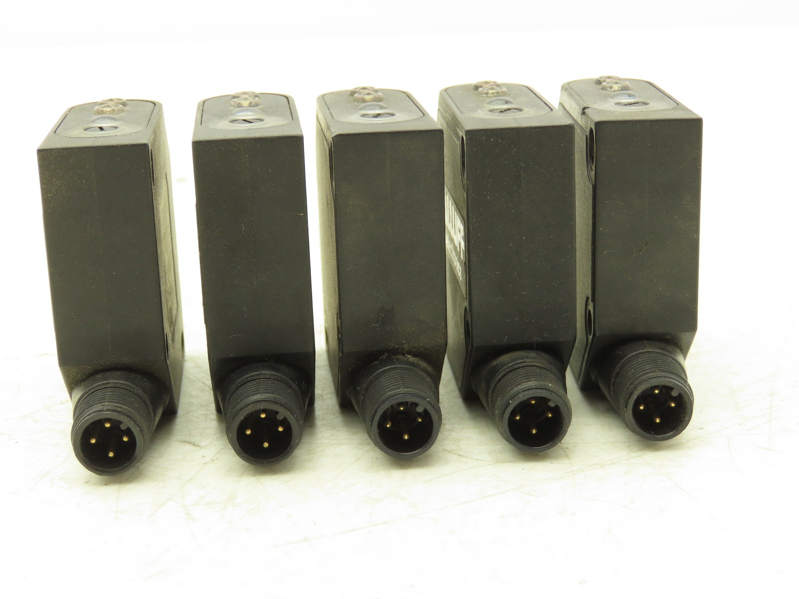 Balluff BOS0089 Cubic Diffuse Sensor w/Different Light Types 60cm Range Lot of 5