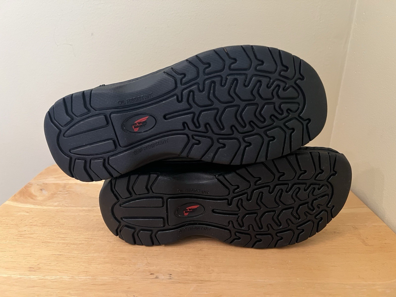 Red Wing Aluminum Toe Slip Resistant SD Work Shoes Women’s 6.5 Black 2321