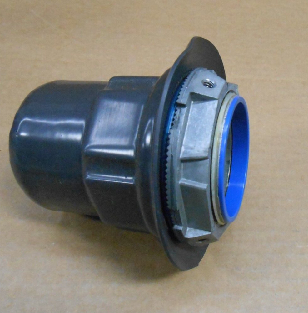 OCAL HUB21/2-G 2-1/2″ PVC COATED MYERS KNOCKOUT CONDUIT HUB = PRST7 (2 AVAIL)
