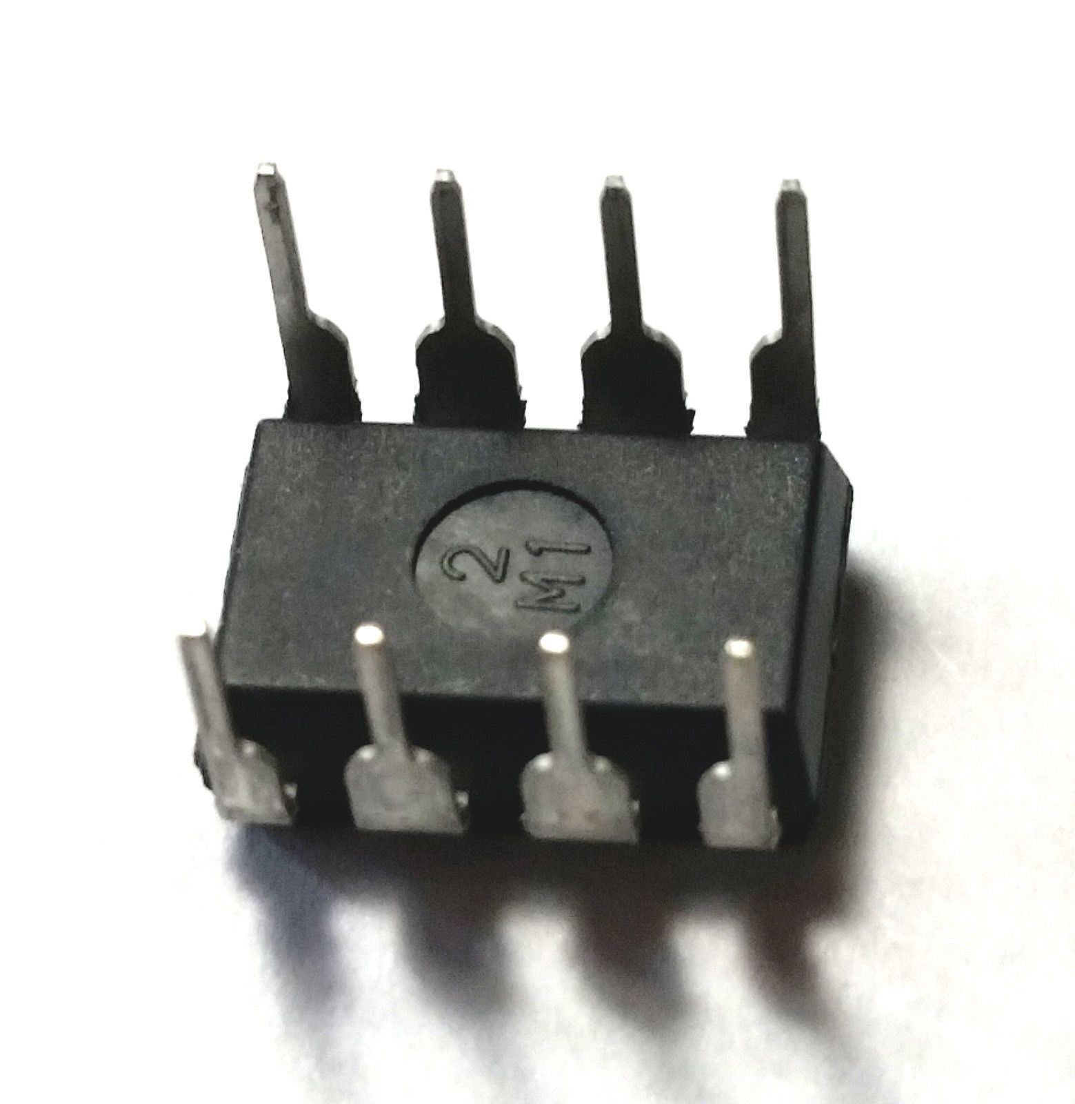 1PCS Microchip MCP6002-I/P MCP6002 + Socket – Dual 1 MHz Op Amp DIP-8 New IC