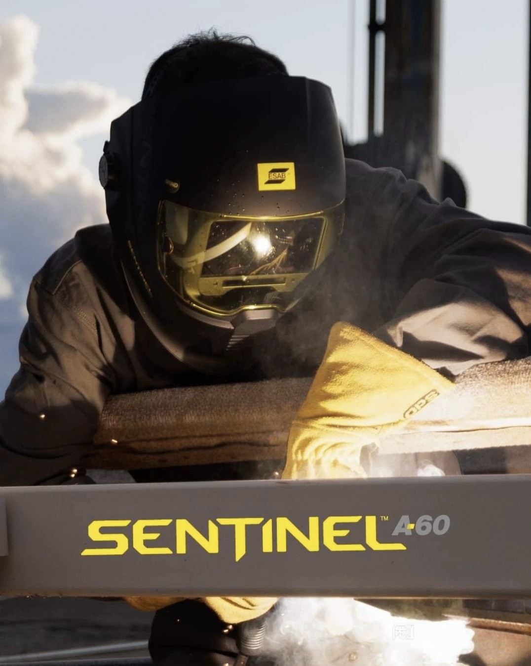 ESAB Sentinel A60 Auto-Darkening Welding Helmet