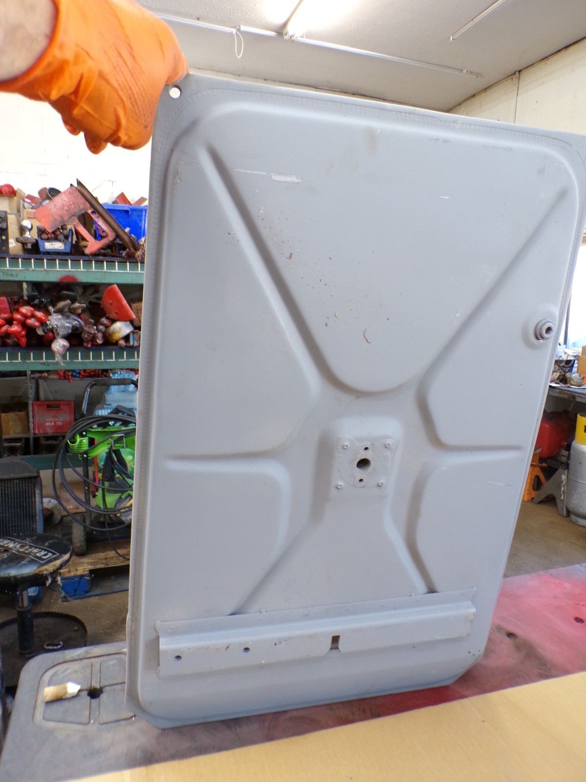 Ford NAA JUBILEE 600 800 TRACTOR GAS TANK NAA9002E