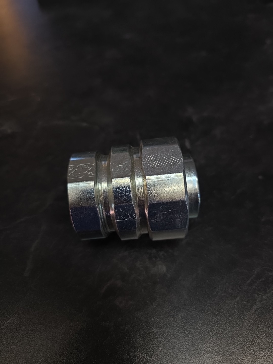 American Fittings STREMT125 1-1/4″ Liquidtight Combo Coupling To EMT Steel USA