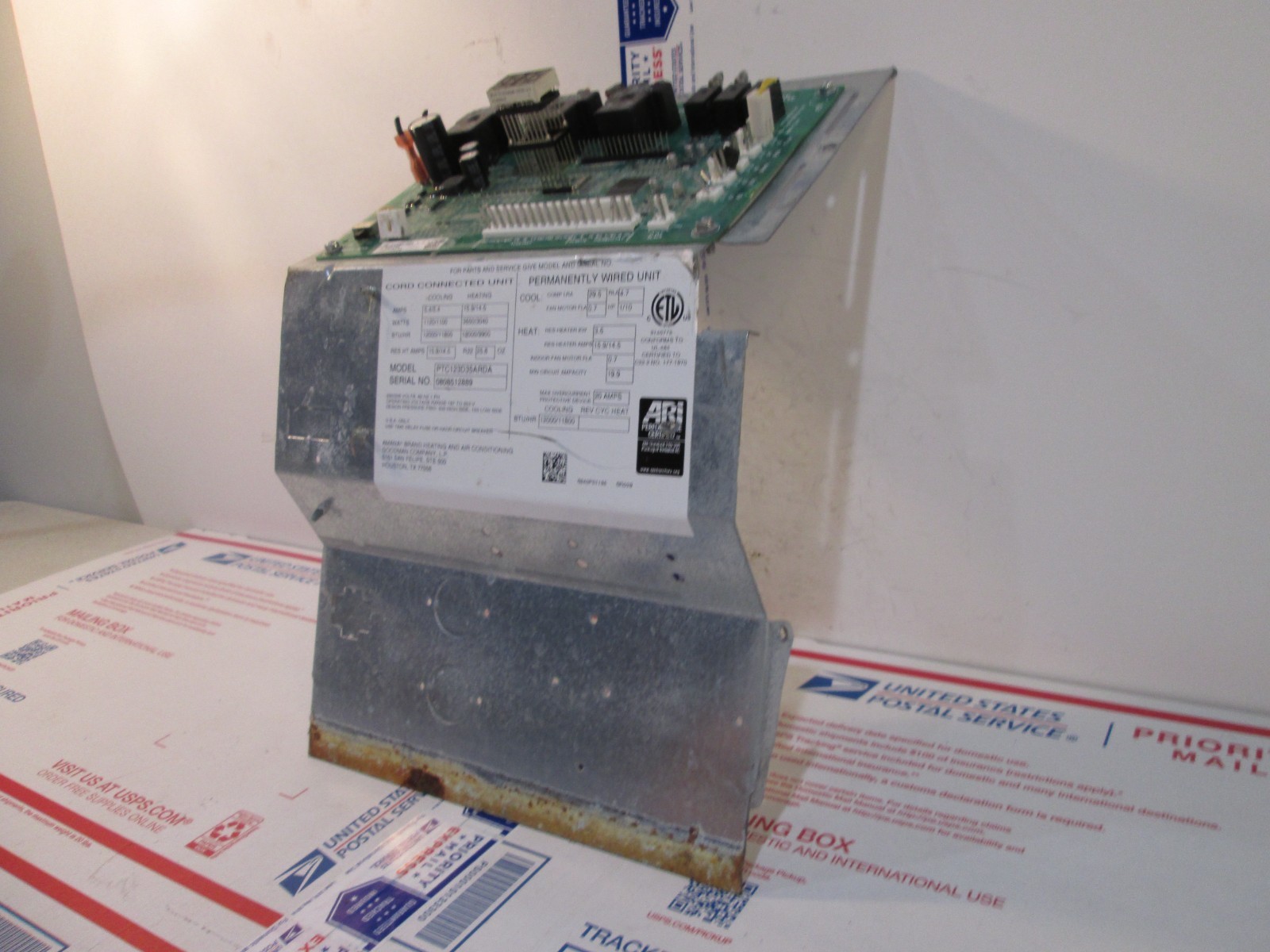 Amana PTAC Universal PC Circuit Control Board With Hardware PTC123D35ARDA