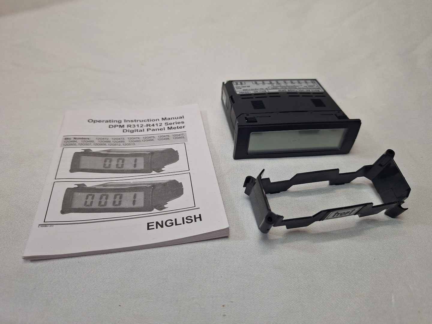 Value Collection 12G484 1999 Display Span 200V LCD Digital Panel Meter