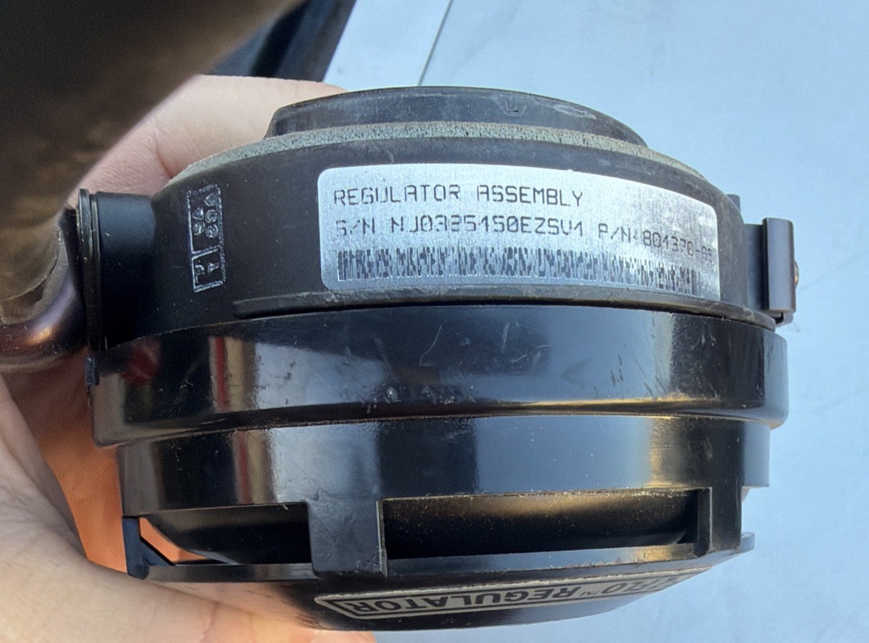 SCOTT E-Z FLO REGULATOR SWAT-PAK EZFLO VIBRALERT 804370-02 SCBA QuikConnection