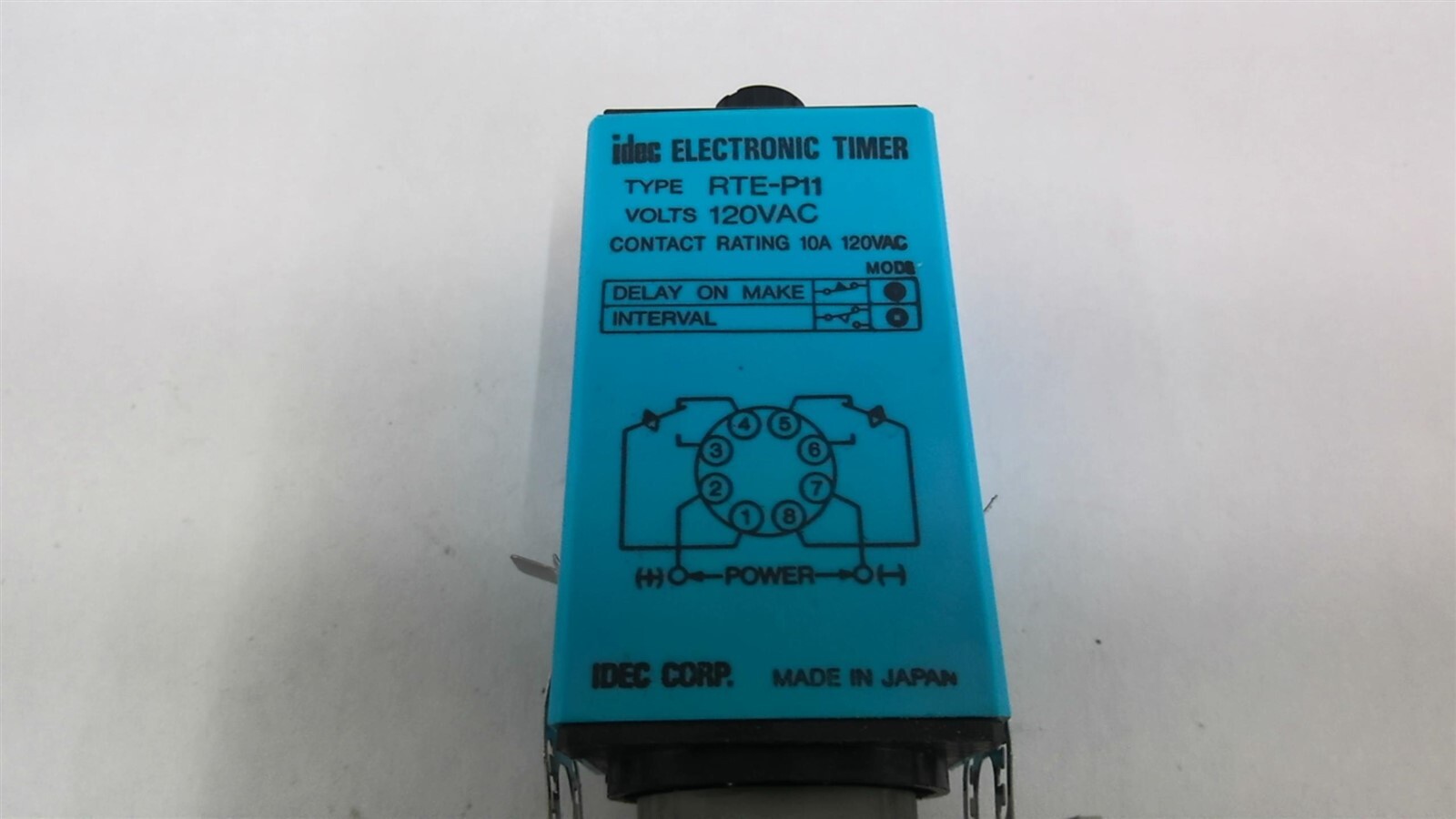IDEC RTE-P11 Electronic Timer 120 Vac 10 Amp with Socket