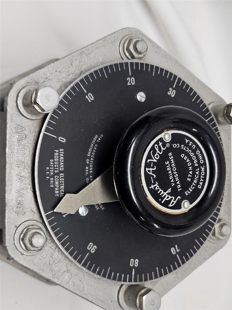 Adjust-A-Volt 1520B Variac Variable Autotransformer 0-280V 2.5kVa 240V Tested