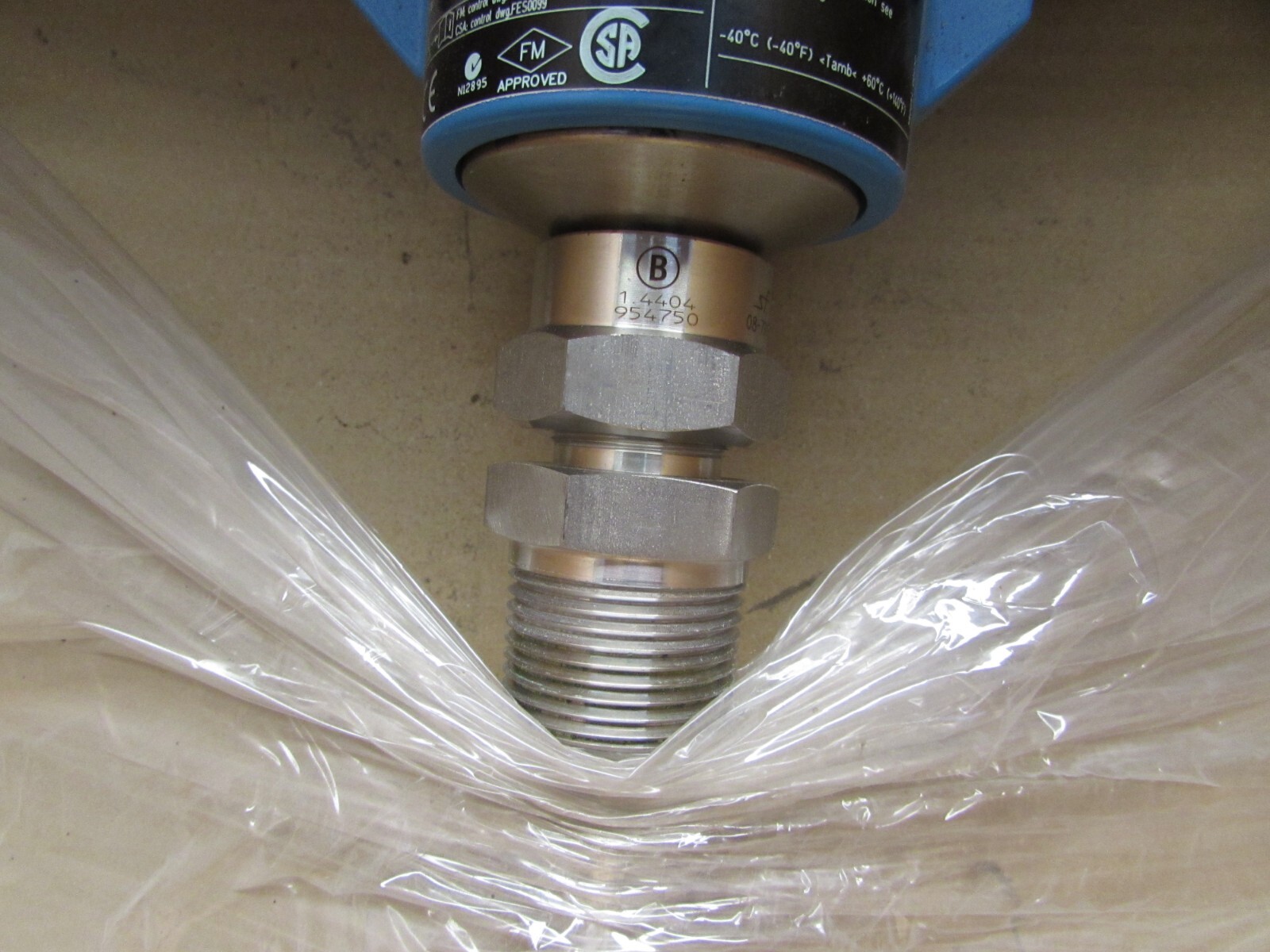 ENDRESS + HAUSER 65I-20AA0AD1R1BACA , PROLINE t-MASS 65I, HART FLOWMETER,7″ NEW!