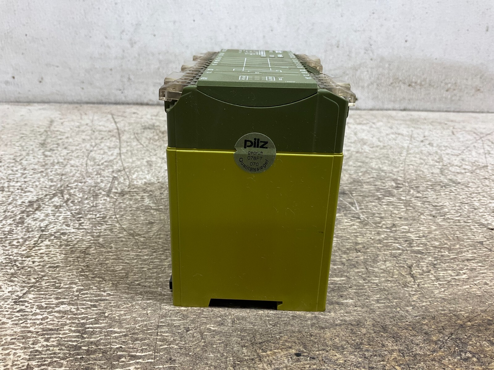 Pilz PNOZ 3 24 V DC 5S10 Safety Relay 24 VDC 474894 PNOZ324VDC5S10