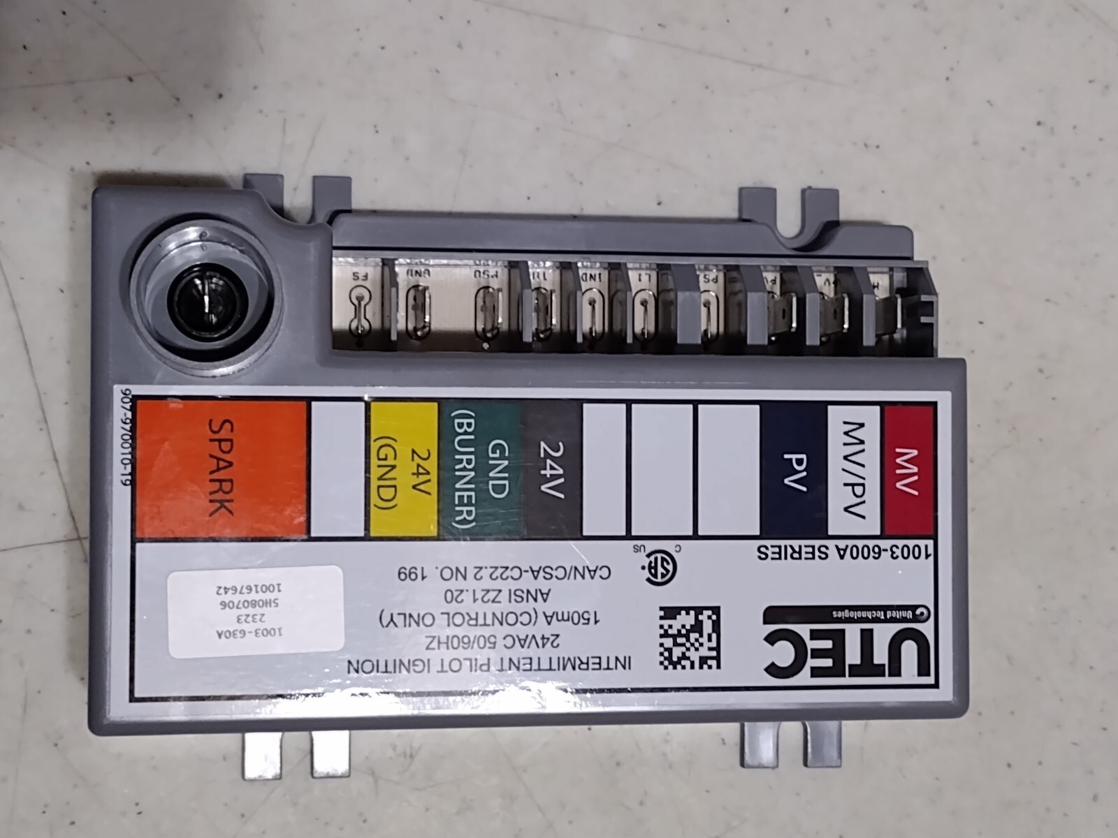 UTEC 1003-600A SERIES INTERMITTENT PILOT IGNITION CONTROL 24VAC X6 PIECES NEW