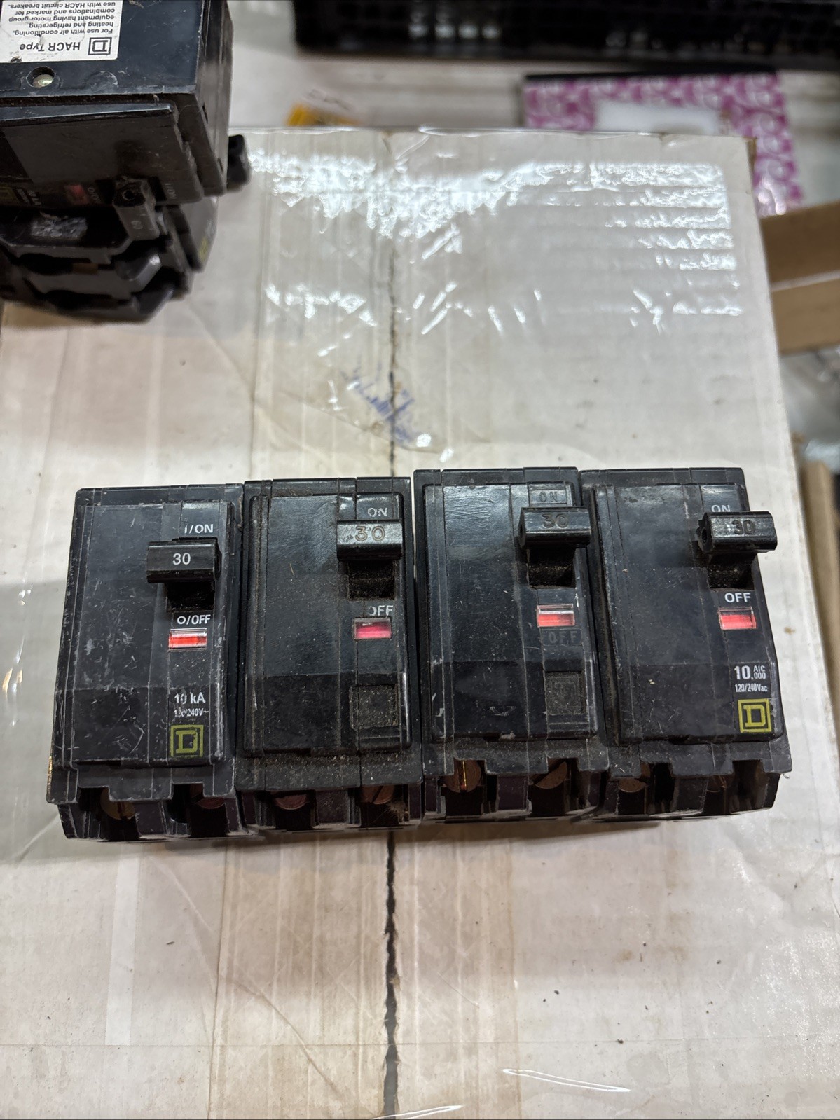 SQUARE D QO230 30 Amp 2 Pole Type QO Circuit Breaker Lot Of 4