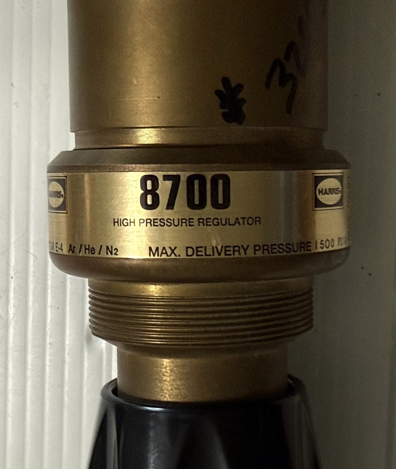 Harris 8700-1500-677 Ar, He, N2 High Delivery Pressure Regulator PN: 3200320