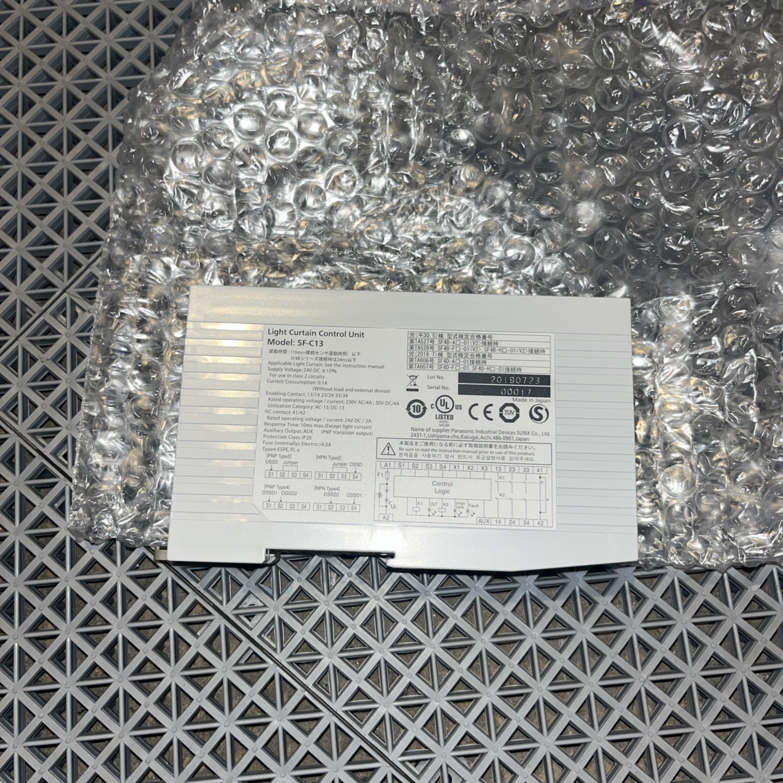Panasonic SF-C13 Safety Control Unit Light Curtain Relay 24V Industrial