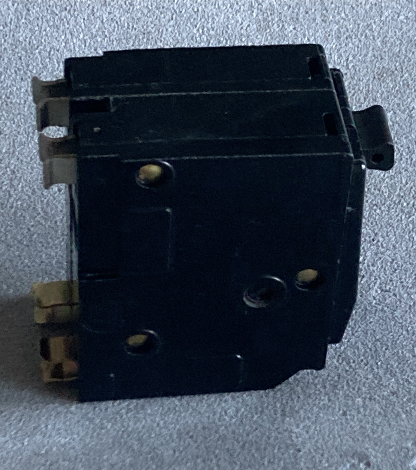 Square D QO220 2P 20A 240V Circuit Breaker Black Face Trip Window 4 Prong mount