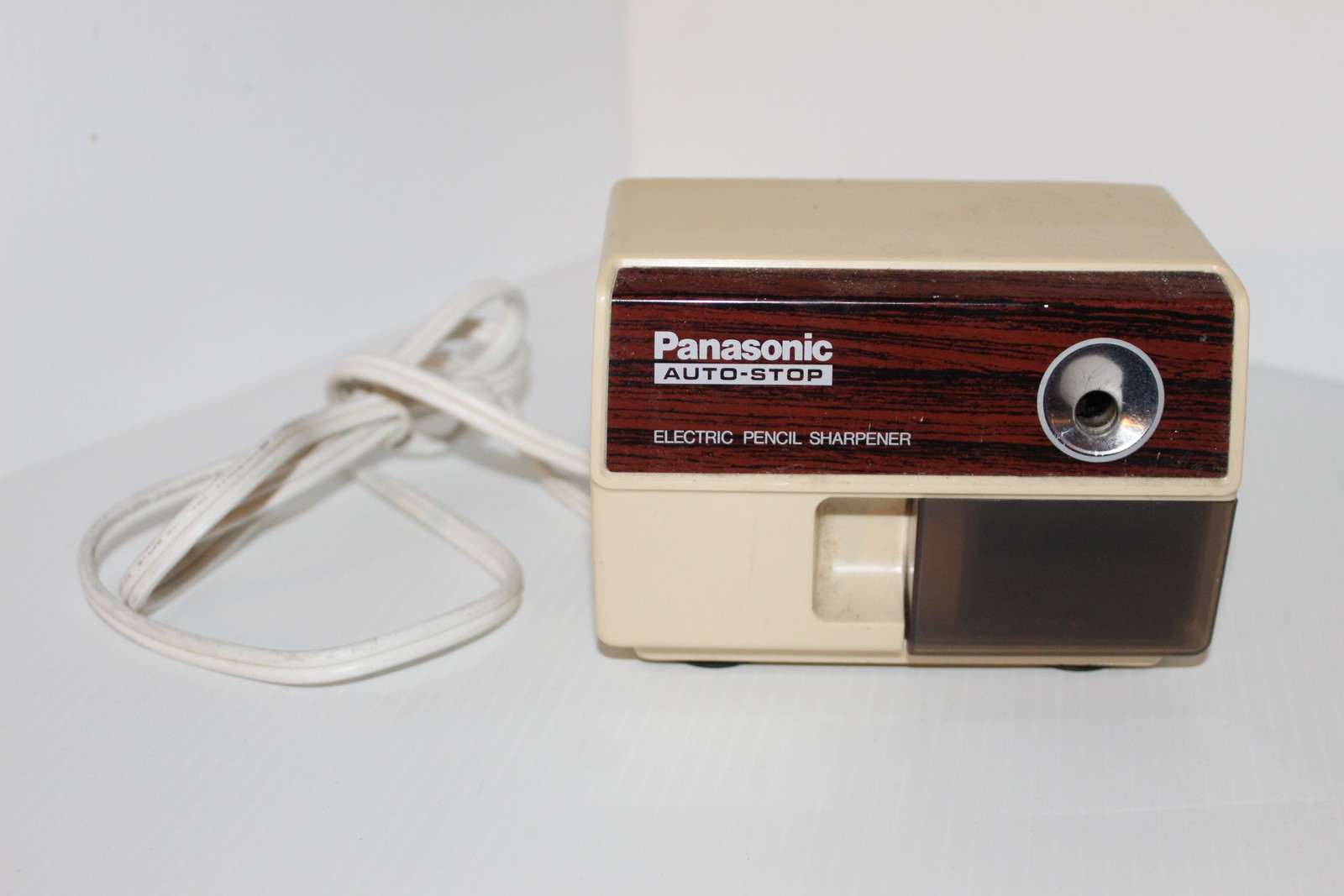 Vintage Panasonic AUTO-STOP Electric Pencil Sharpener KP-110 Made in Japan