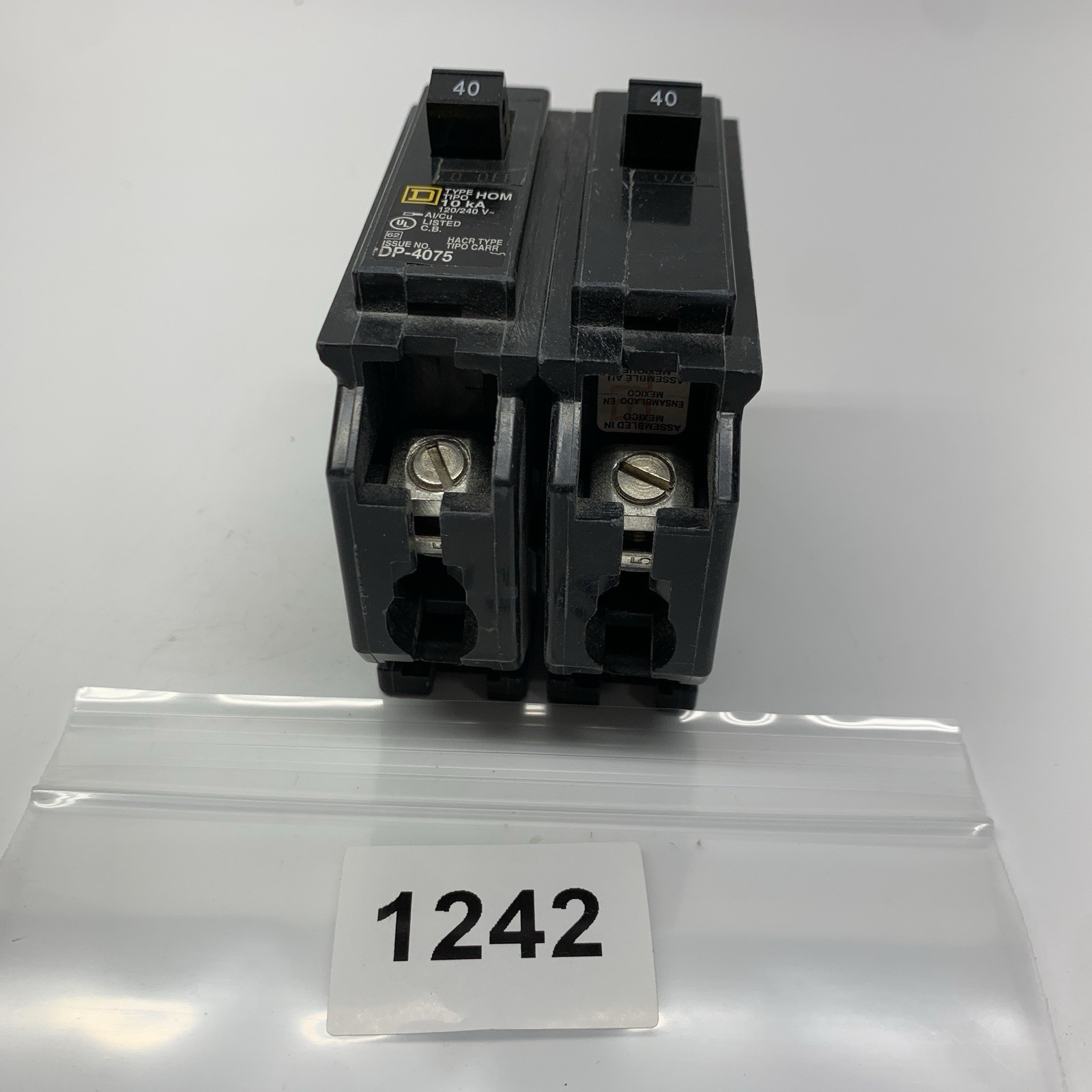 Square D HOM240 Circuit Breaker 2-Pole 40 Amp 120/240 Volt AC Homeline