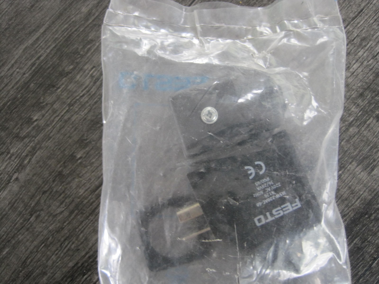 NEW Festo Solenoid Valve 220V AC 60Hz 36/28VA IP00/65 P/N: MSW-220AC-60