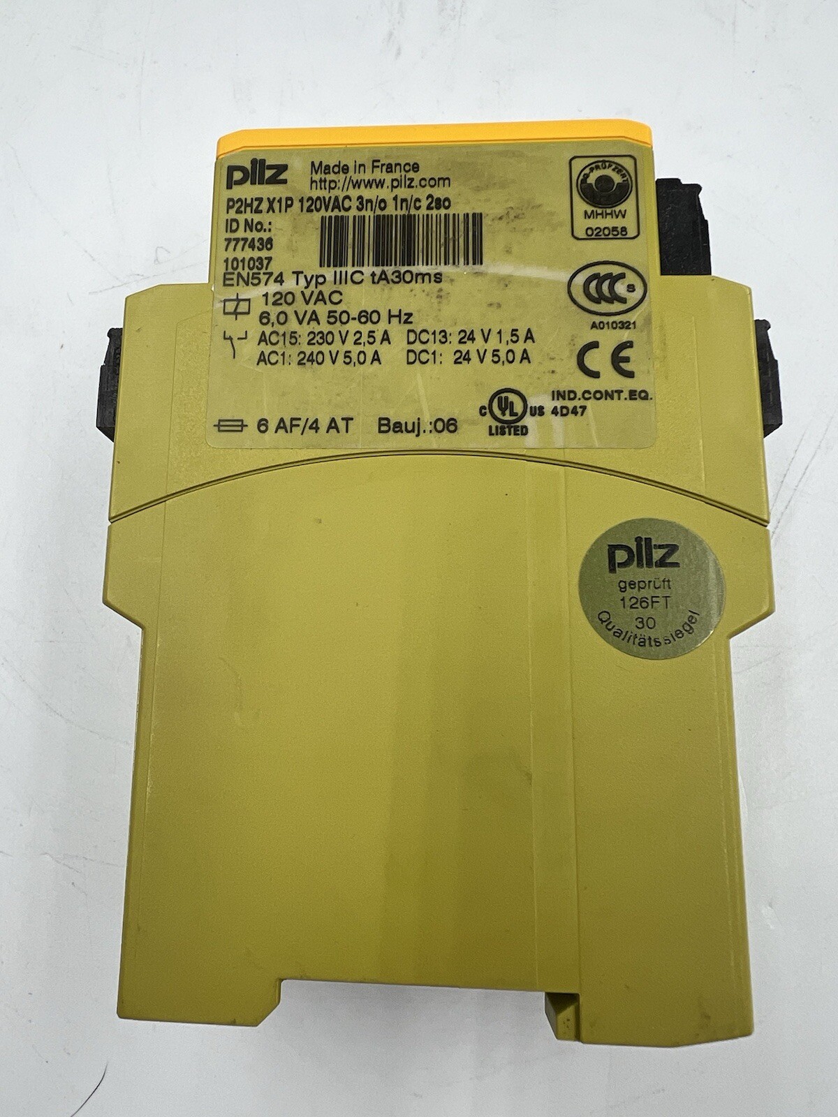 PILZ P2HZ-X1P-120VAC / P2HZX1P120VAC Refurbished Tested Good