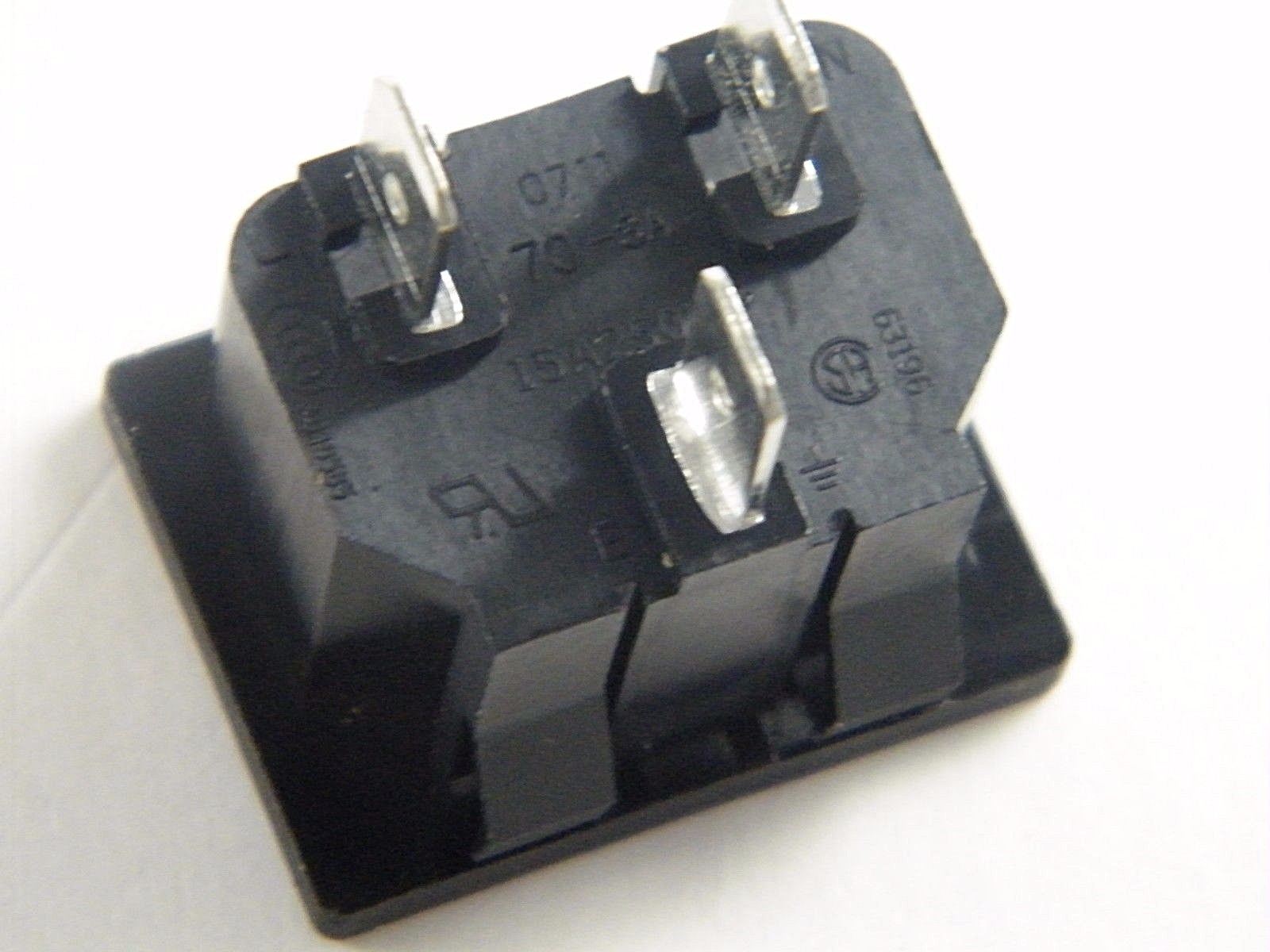 INALAYS AC POWER STANDARD C14 INLET CONNECTOR 0711 SNAP-IN ~ NEW NWOP