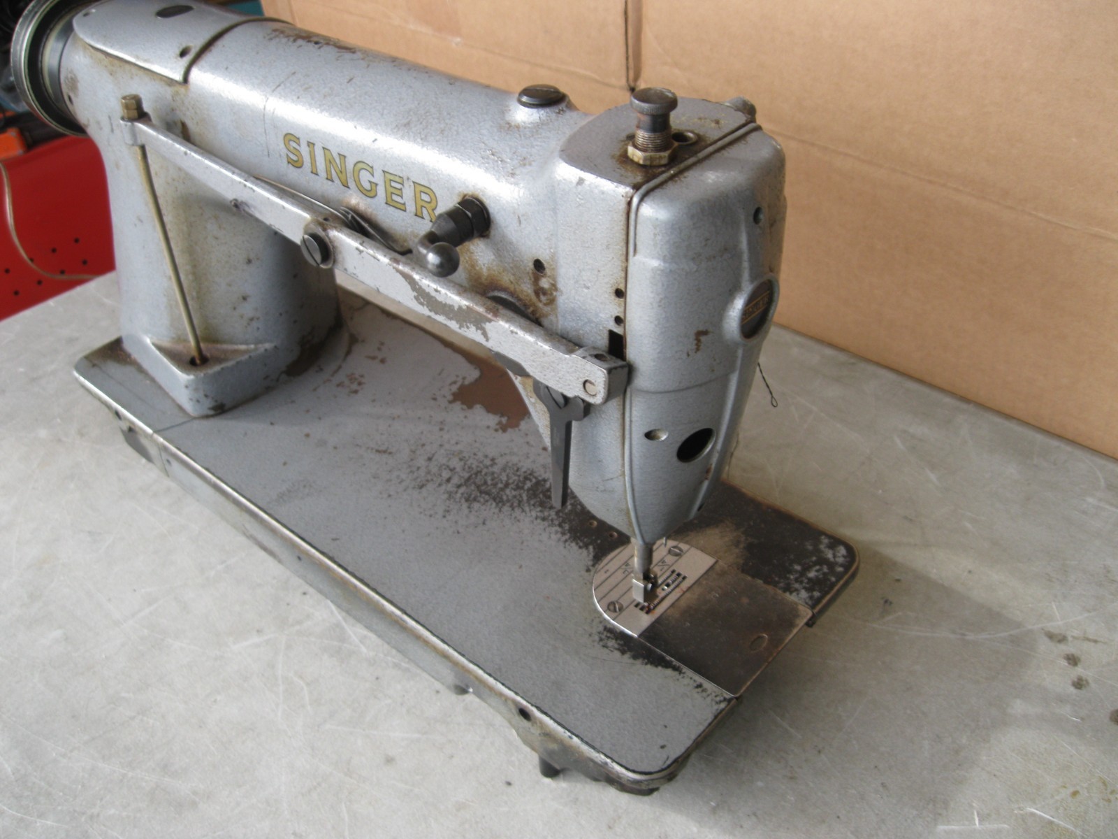Singer 251-12 Upholstery Machine–FOR PARTS / REPAIR–UNTESTED–AS IS