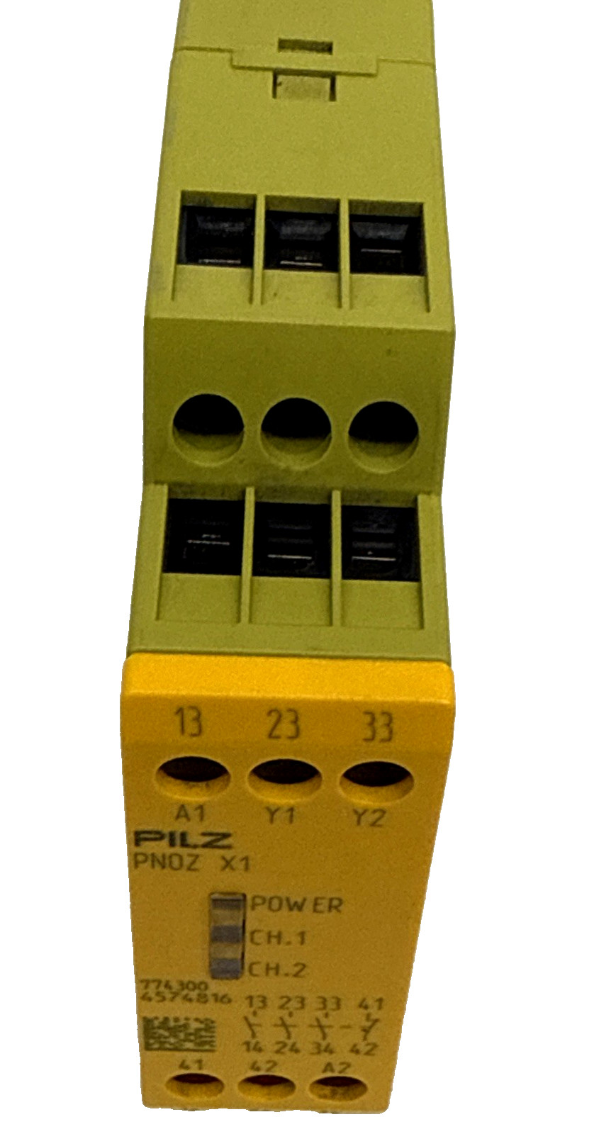 PILZ 774300 24VAC/DC Safety Relay New