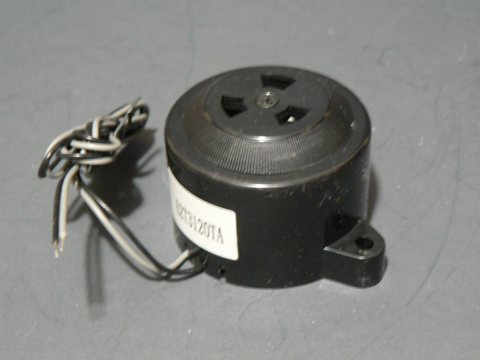 LARGE 12VDC 105db BUZZER STYLE SIREN 62T3120TA OPERATING VOLTAGE 6-16VDC