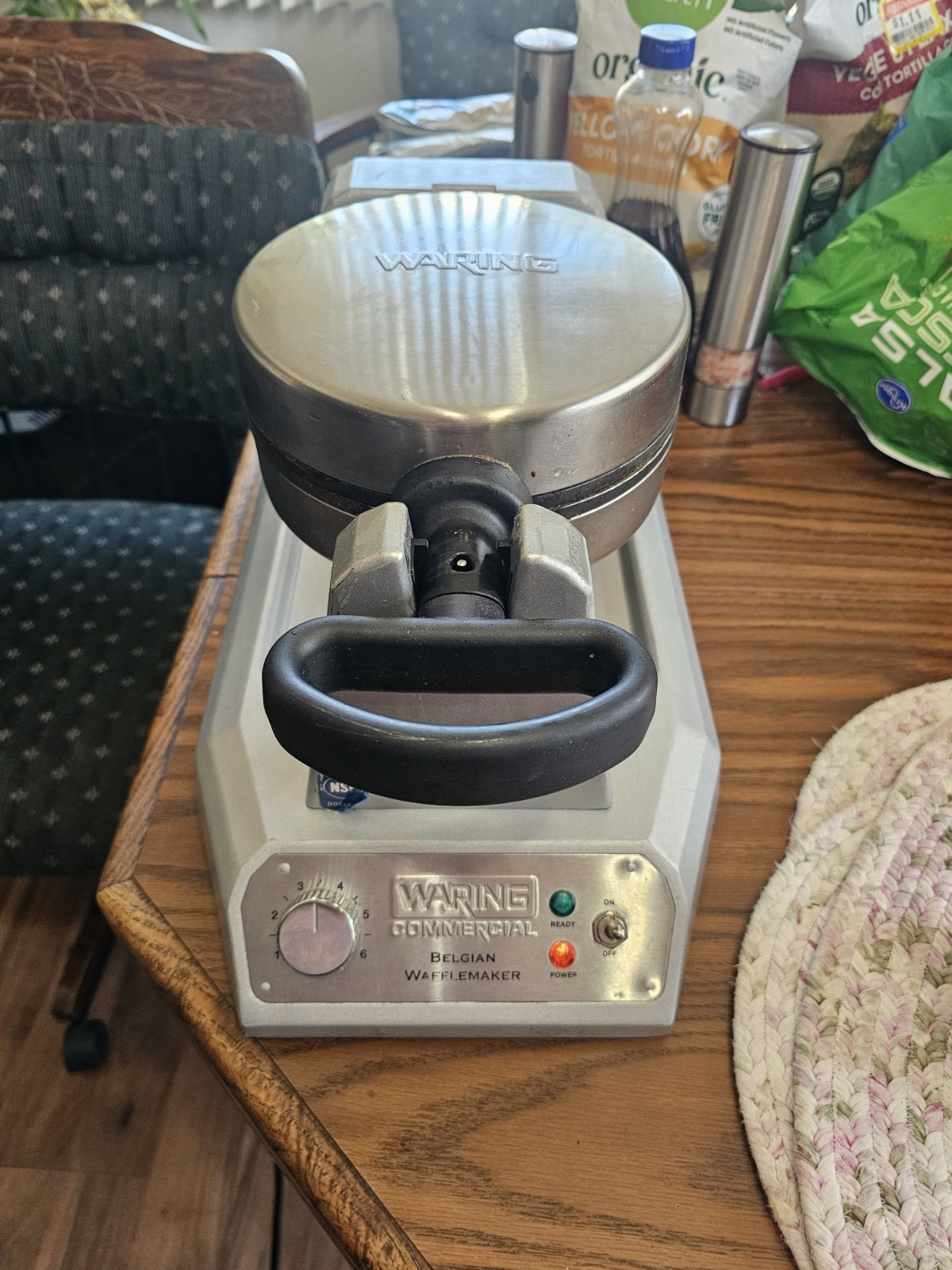 Waring WW180 Commercial Single Belgian Waffle Maker Tested