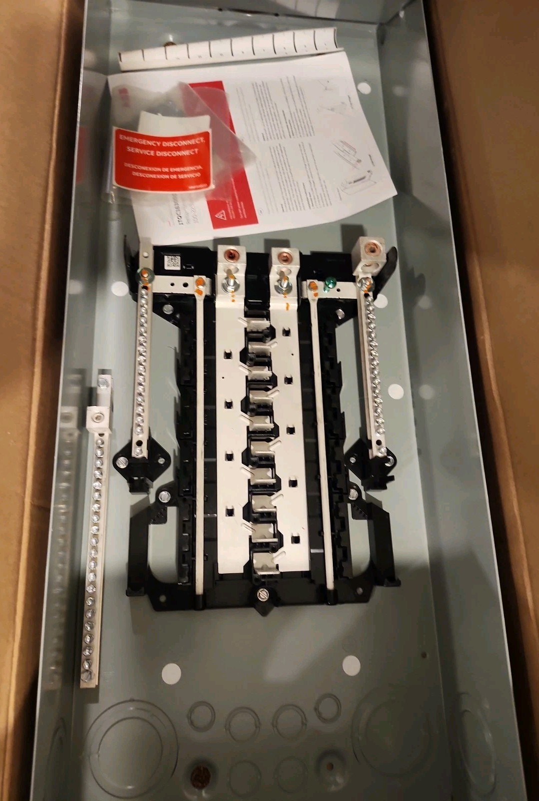 200 Amp 20-Space 40-Circuit Main Lug Outdoor Plug-On Neutral Load Center