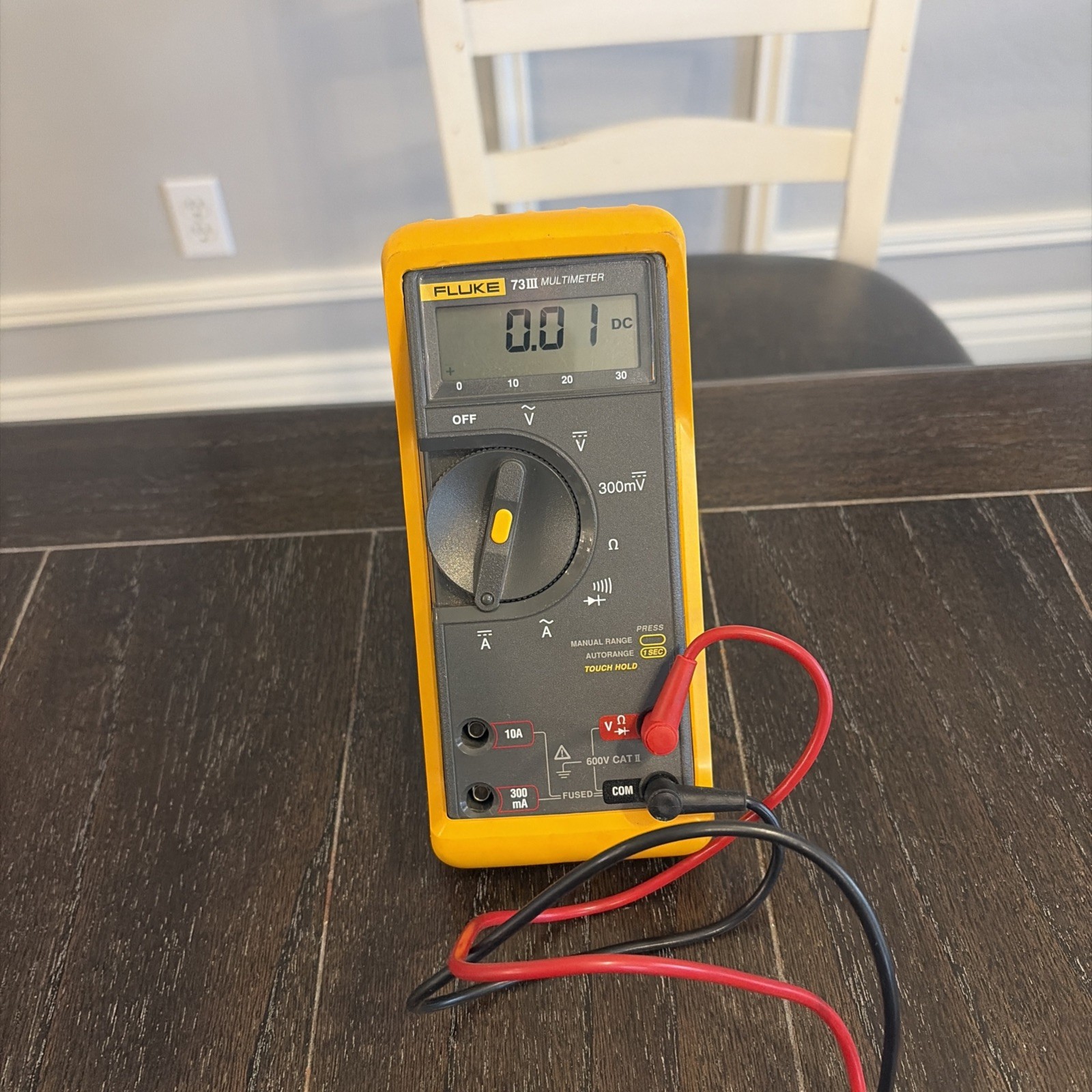 Fluke 73lll Multimeter W/Leads