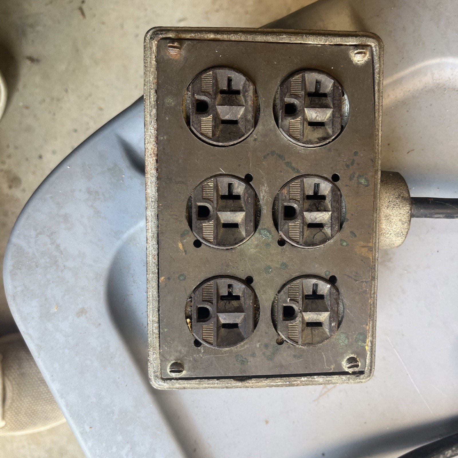 Vintage 6 Plug Junction Box Heavy duty industrial