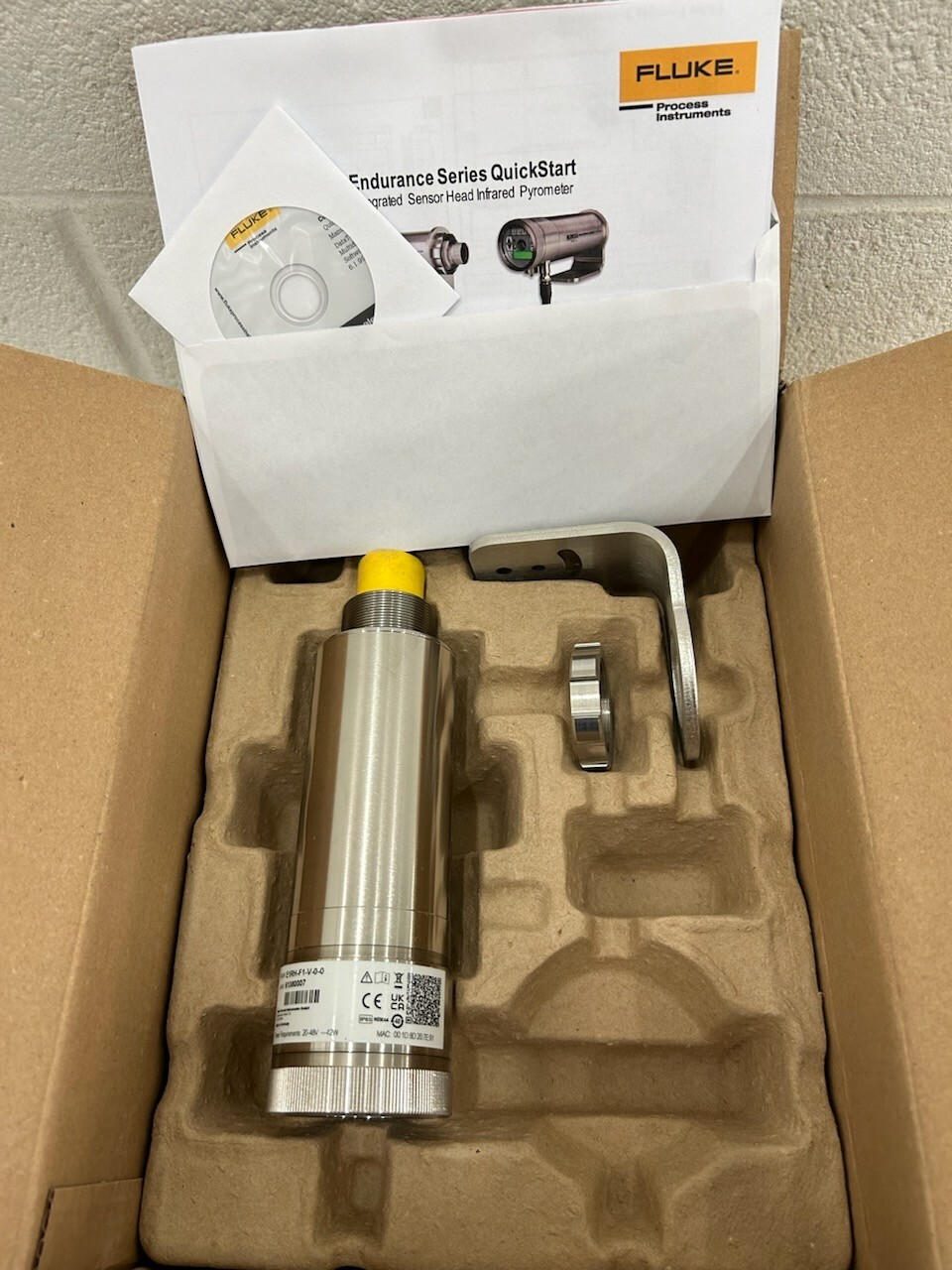 Fluke Pyrometer (P/N: E1RH-F1-V-0-0) 1000-3000 °C, 150:1, 24VDC