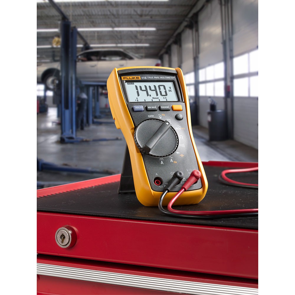 Fluke 115 True RMS Field Technicians Digital Multimeter, 600V AC/DC Voltage