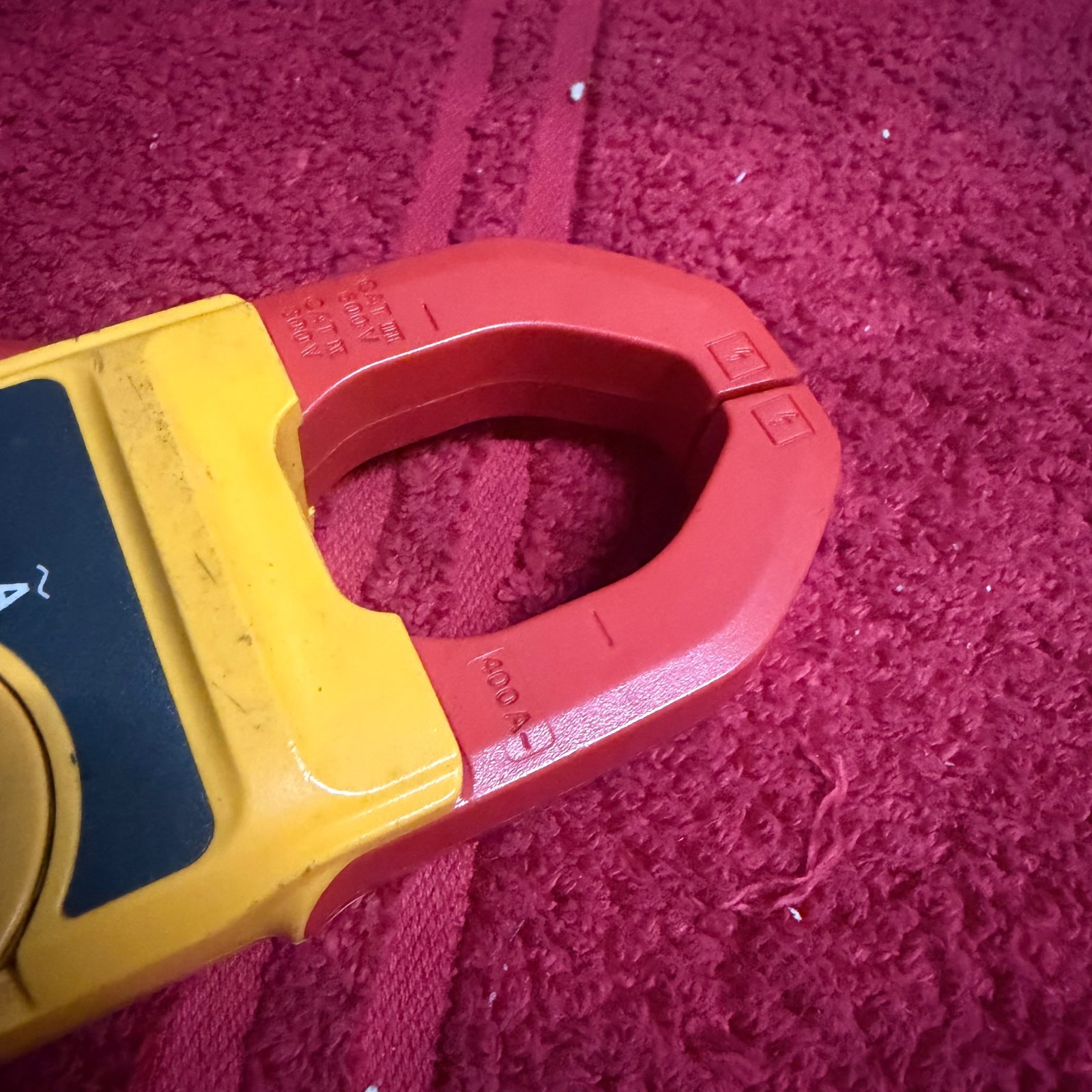 Fluke 323 Clamp Meter With Leads No Case