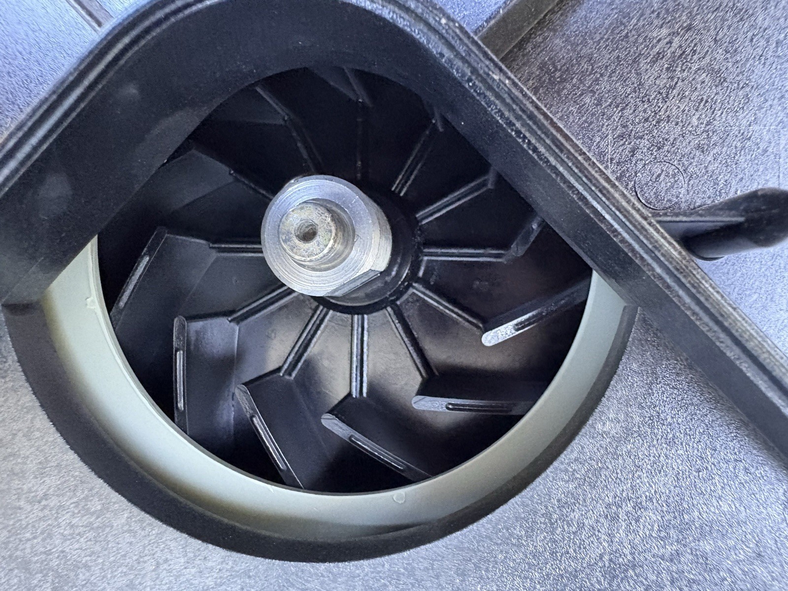 Honeywell Inducer Fan Assembly HR46GH003 120V 1.64A 1-Phase Black