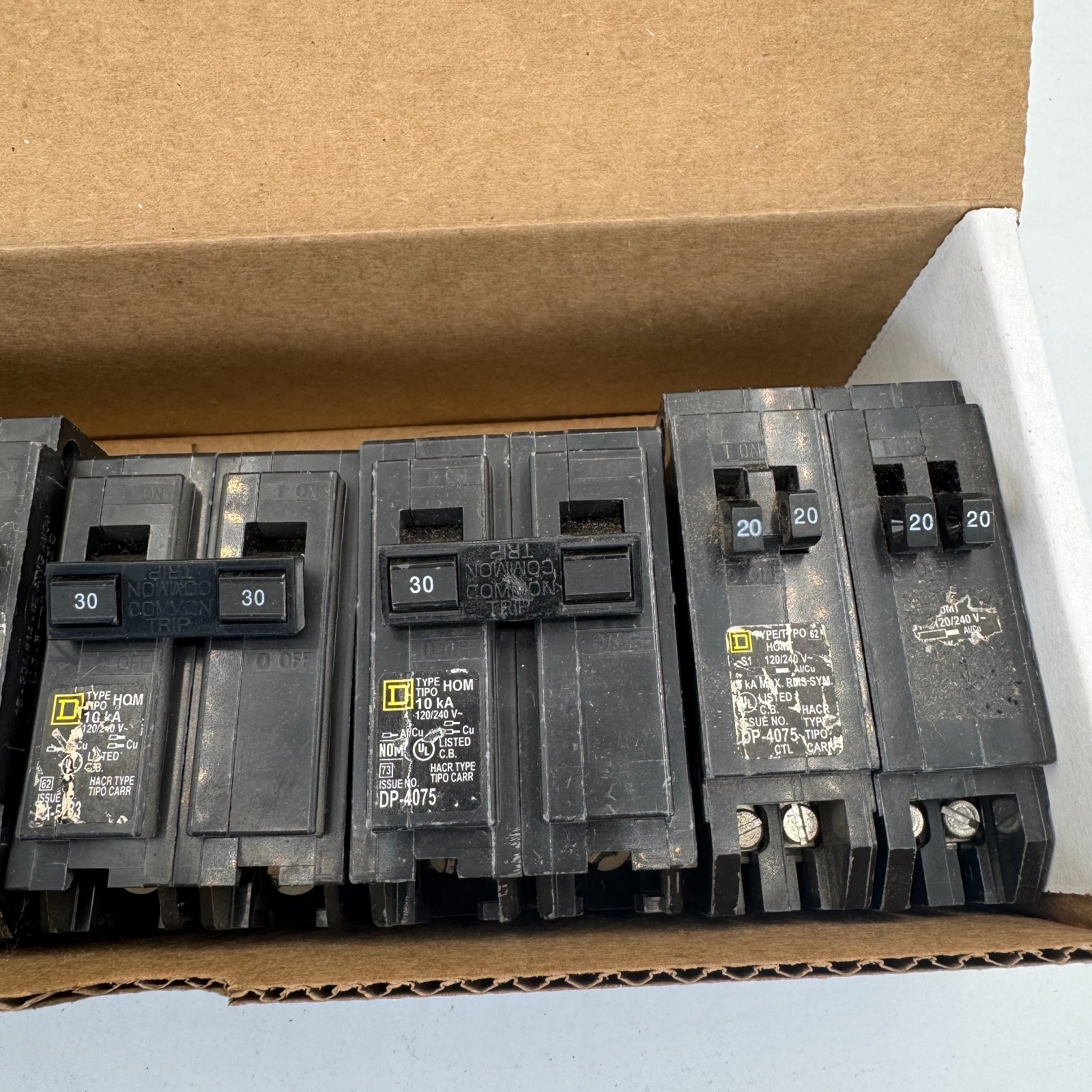 LOT OF 6* Square D Homeline Circuit Breakers – See Description