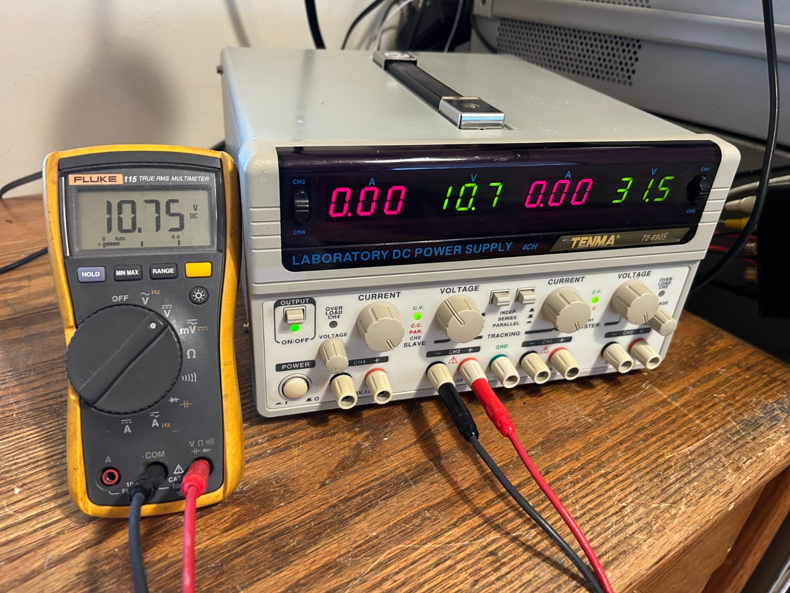 Working DC Linear Regulated Power Supply Quad Independent Output Tenma 72-6905