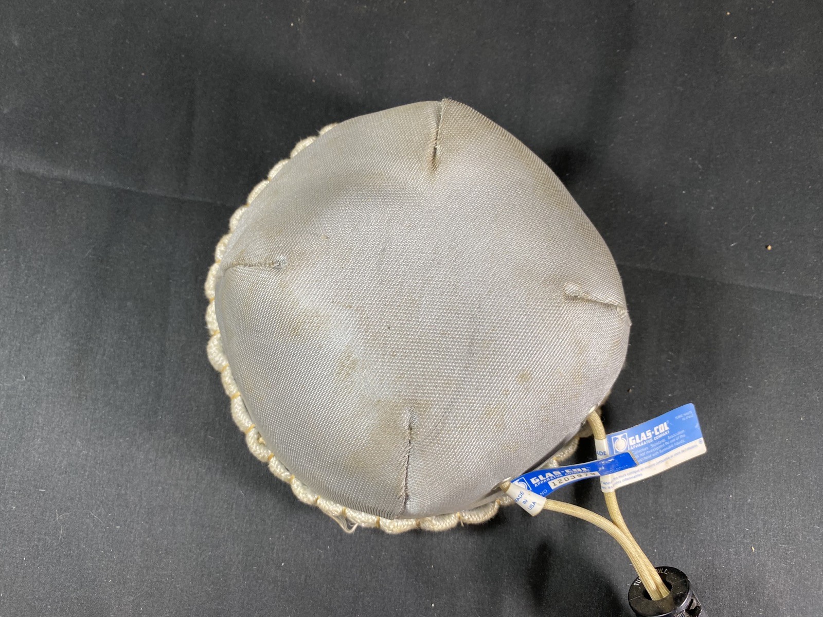 GLAS-COL 1L 115 Volts 380 Watt Fiberglass Fabric Heating Mantle 100A 0408