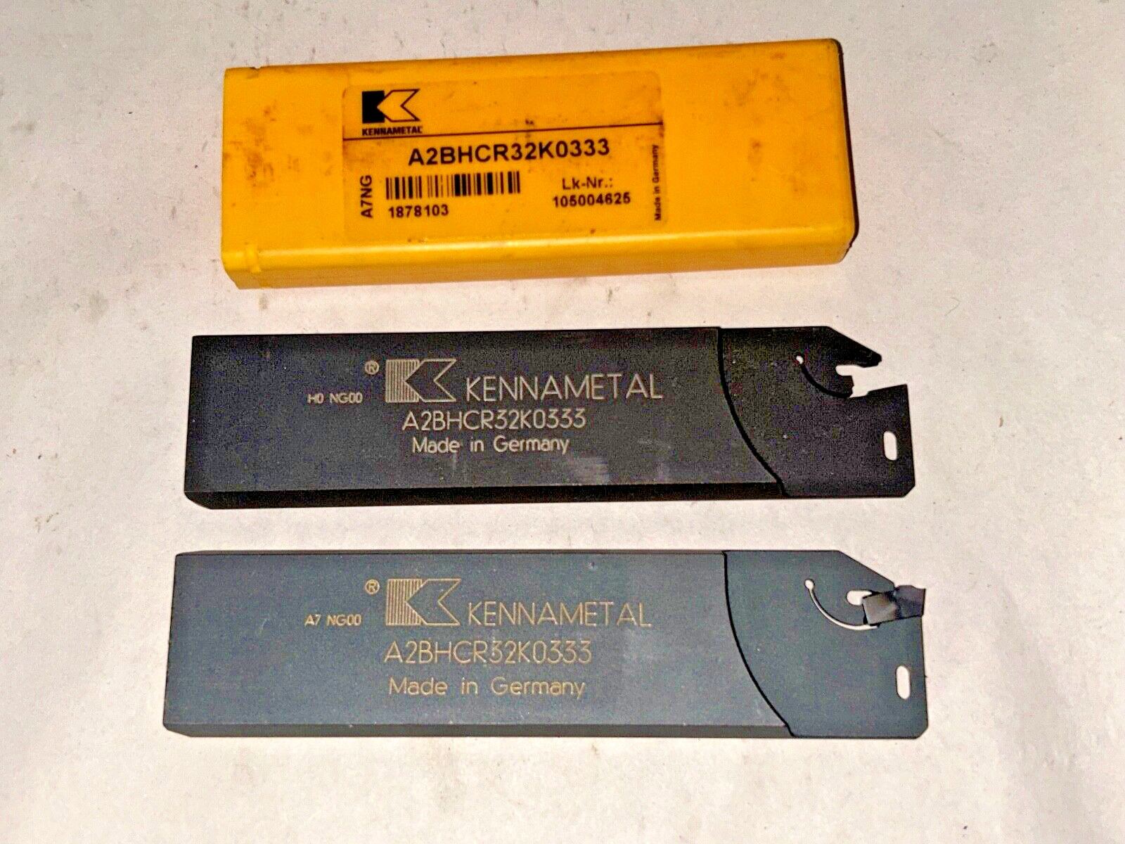 (2) Kennametal A2BHCR32K0333 Cut-Off Blades, used excellent condition